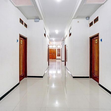 Avisha Guest House Syariah 말랑 외부 사진